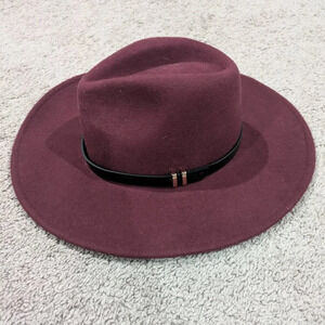 House of Harlow 100% Wool Hat Maroon and‎ Black